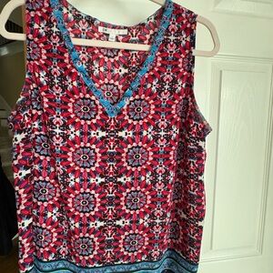 DR2 Sleeveless Top - Red and Blue Pattern